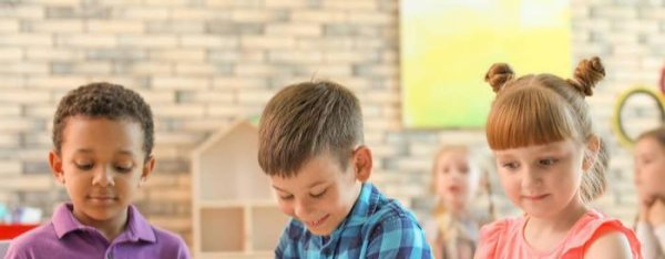 杠杆配资网 孩子求知欲的培养：不息的学习与卓越的追求